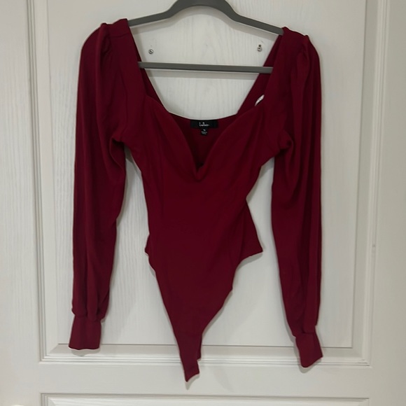 Lulus Tops - NWT Lululs bodysuit